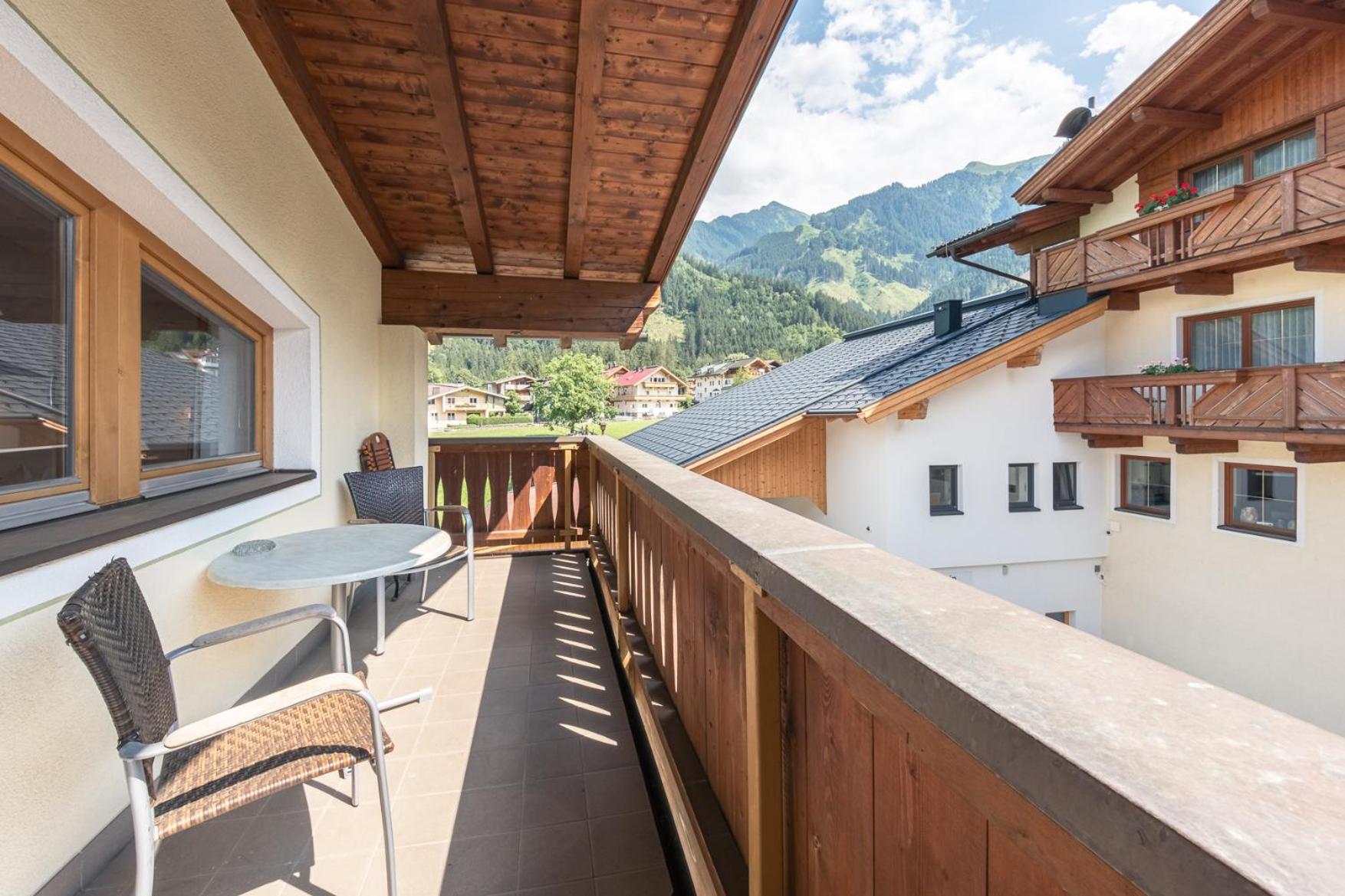 Apartments Alpina Mayrhofen Room photo